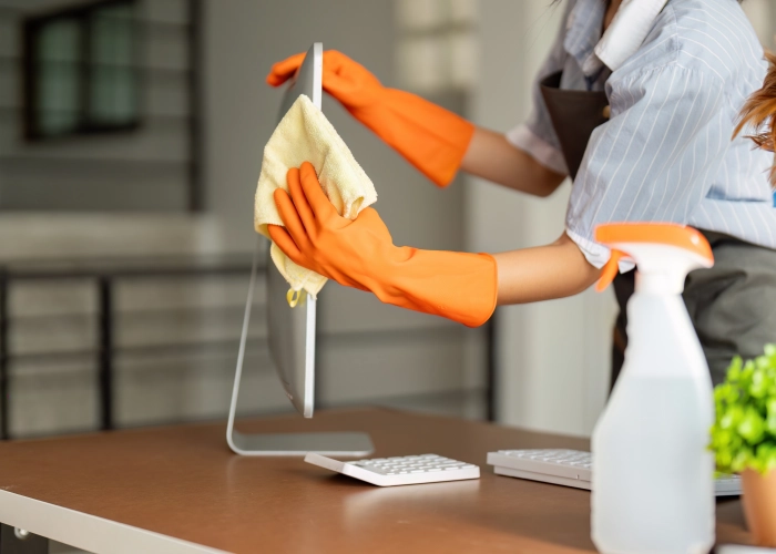 Nettoyage professionnel adapté aux grandes surfaces de bureaux à Lausanne (1000)